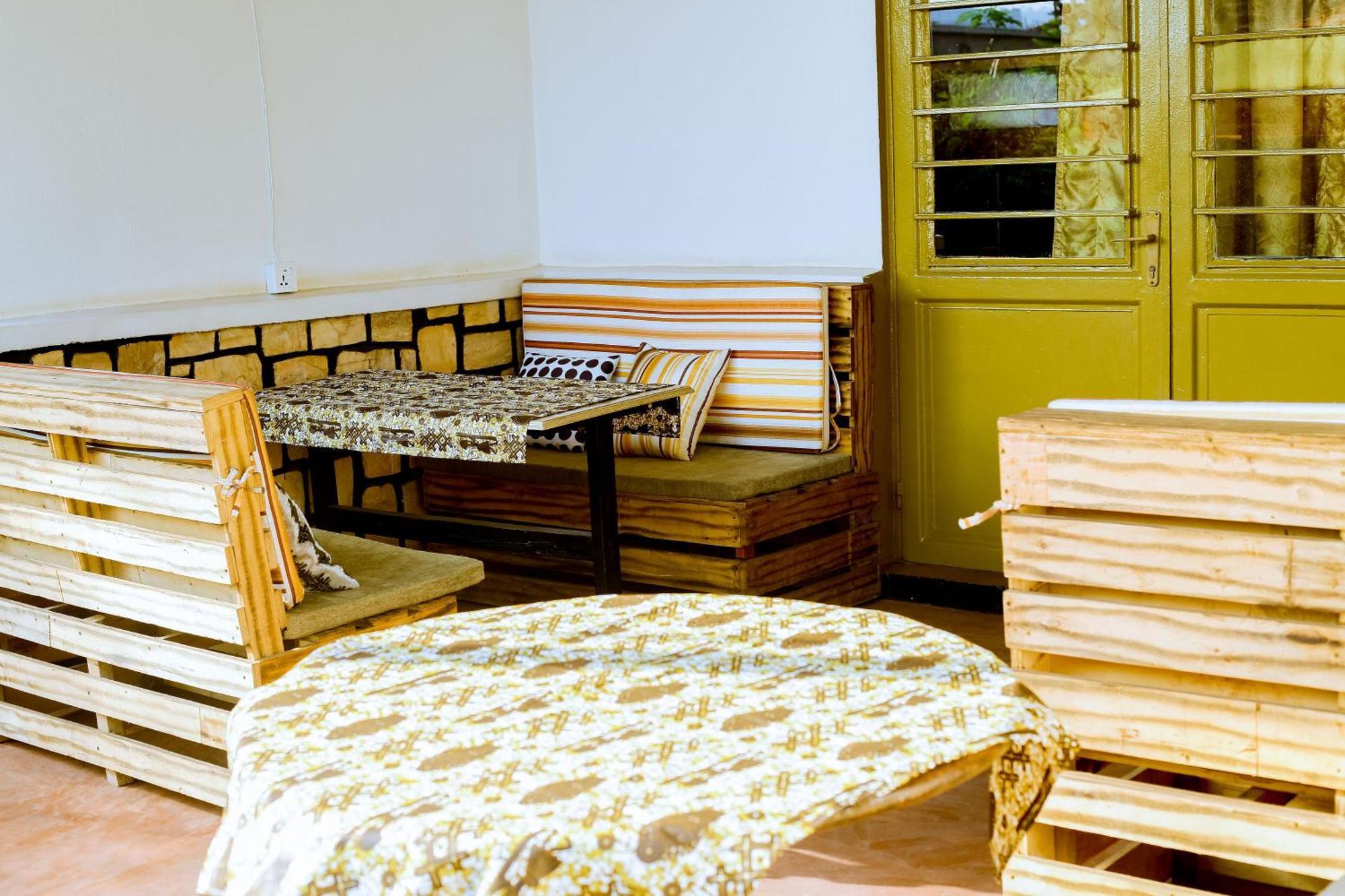 Inzozi Africa House B&B-Kimihurura Кігалі Екстер'єр фото